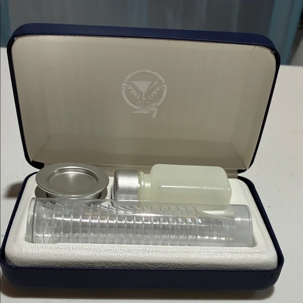 Portable Communion Set - Picture 1 of 2